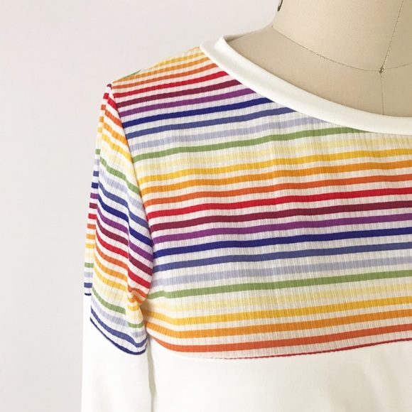LAST ONE Rainbow Twist Front Soft Stretchy Tee 70s - Picture 3 of 7